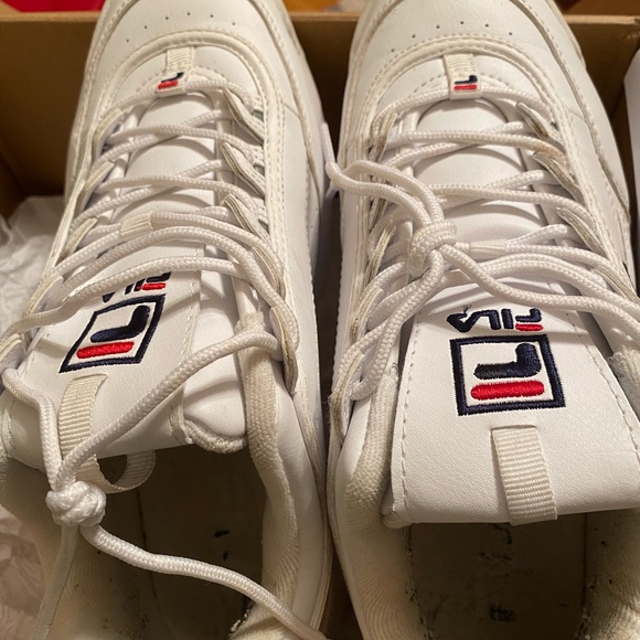 Fila Distruptor II. Size 9. Gently Used. - Picture 2 of 5